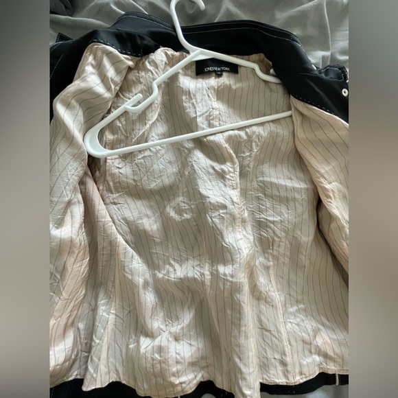 Jones New York Jacket - Picture 4 of 4